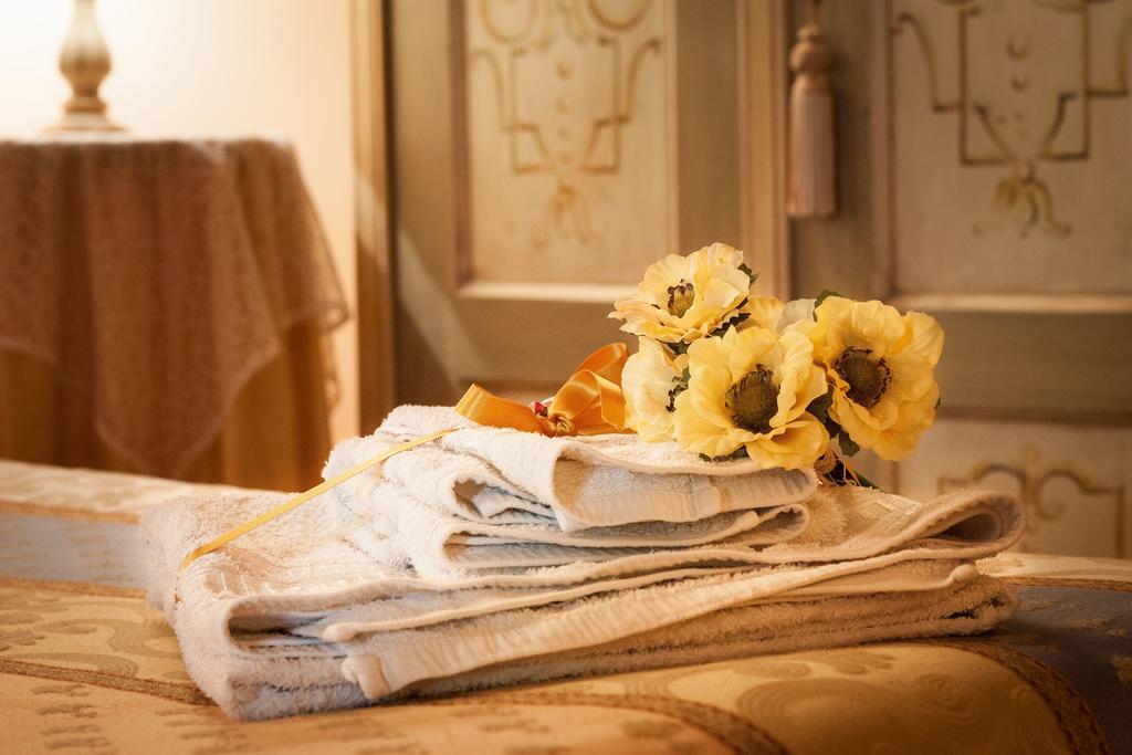 B&B Il Sogno Del Musicista มอนตาลชิโน ห้อง รูปภาพ